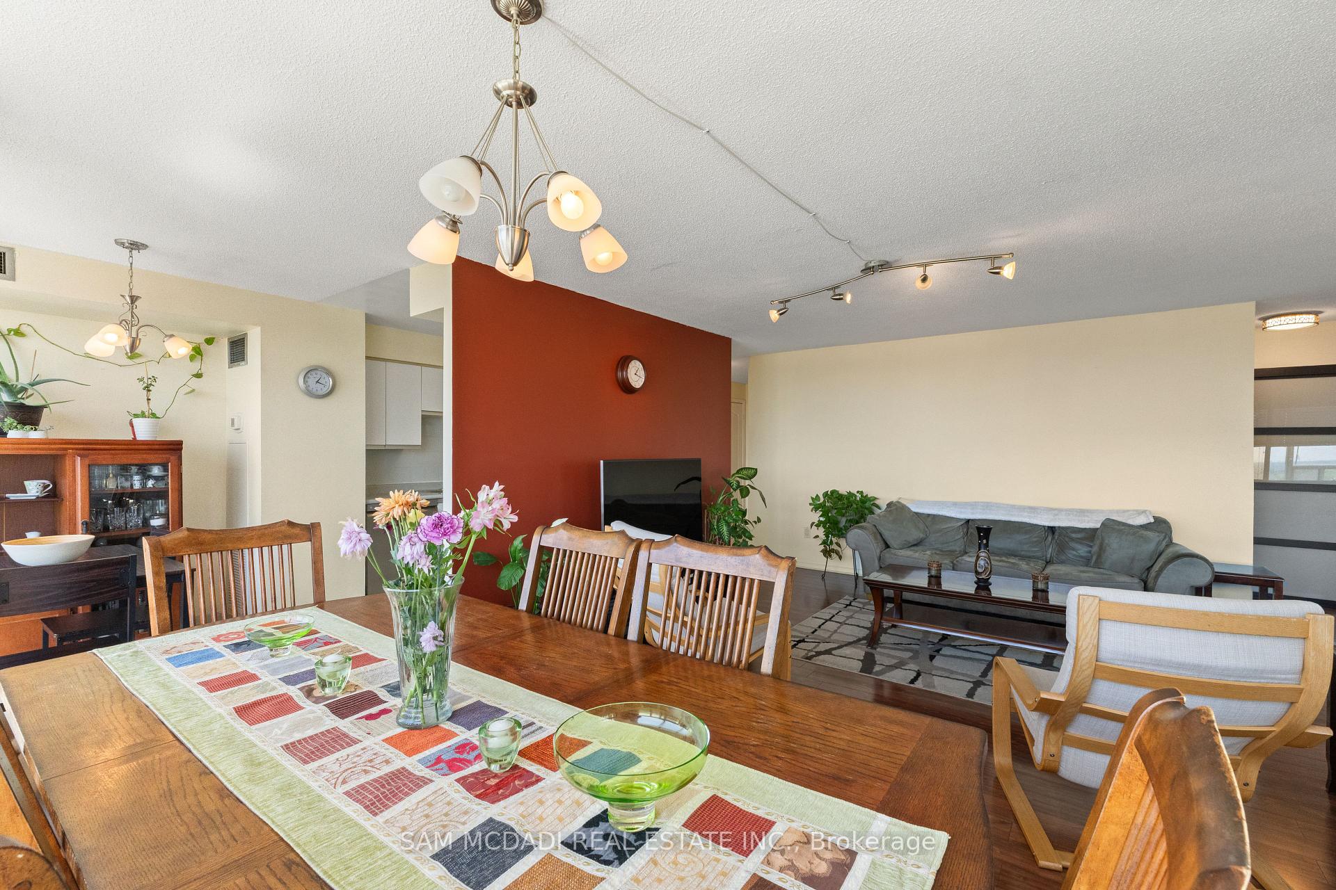 700 Constellation Drive 1109