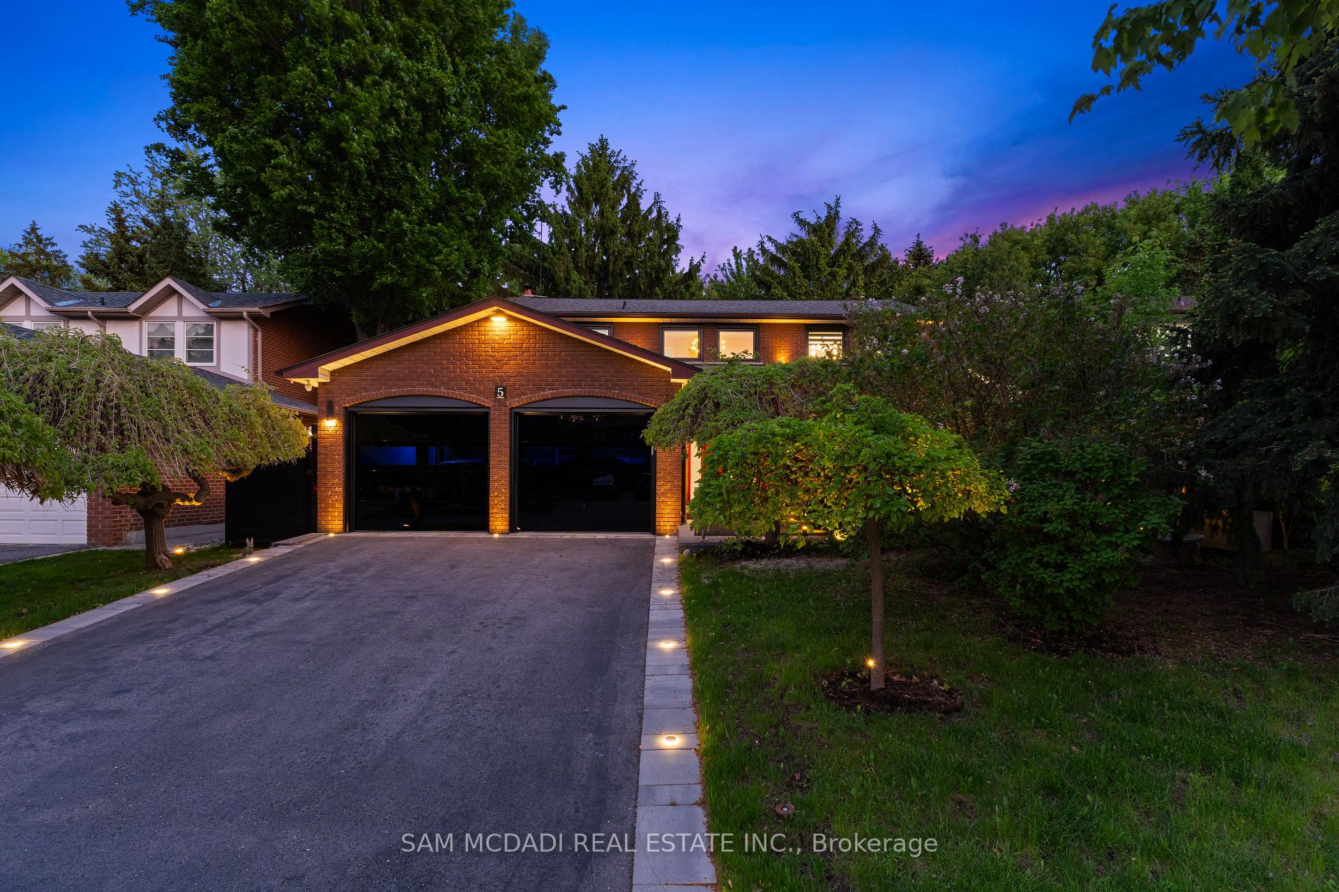 5 Canterbury Crescent