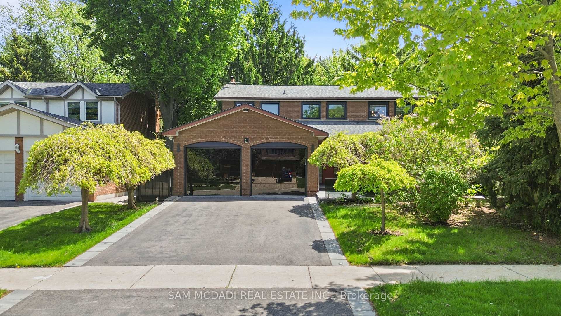5 Canterbury Crescent