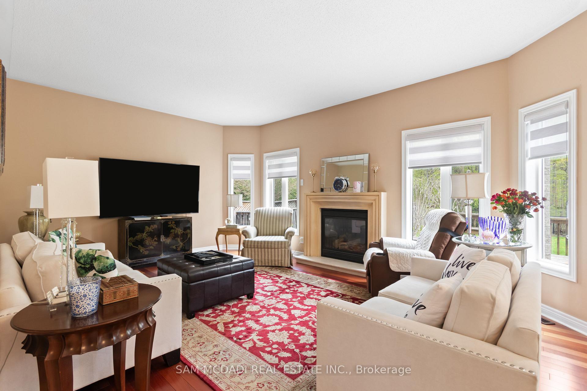 3352 Erin Centre Boulevard