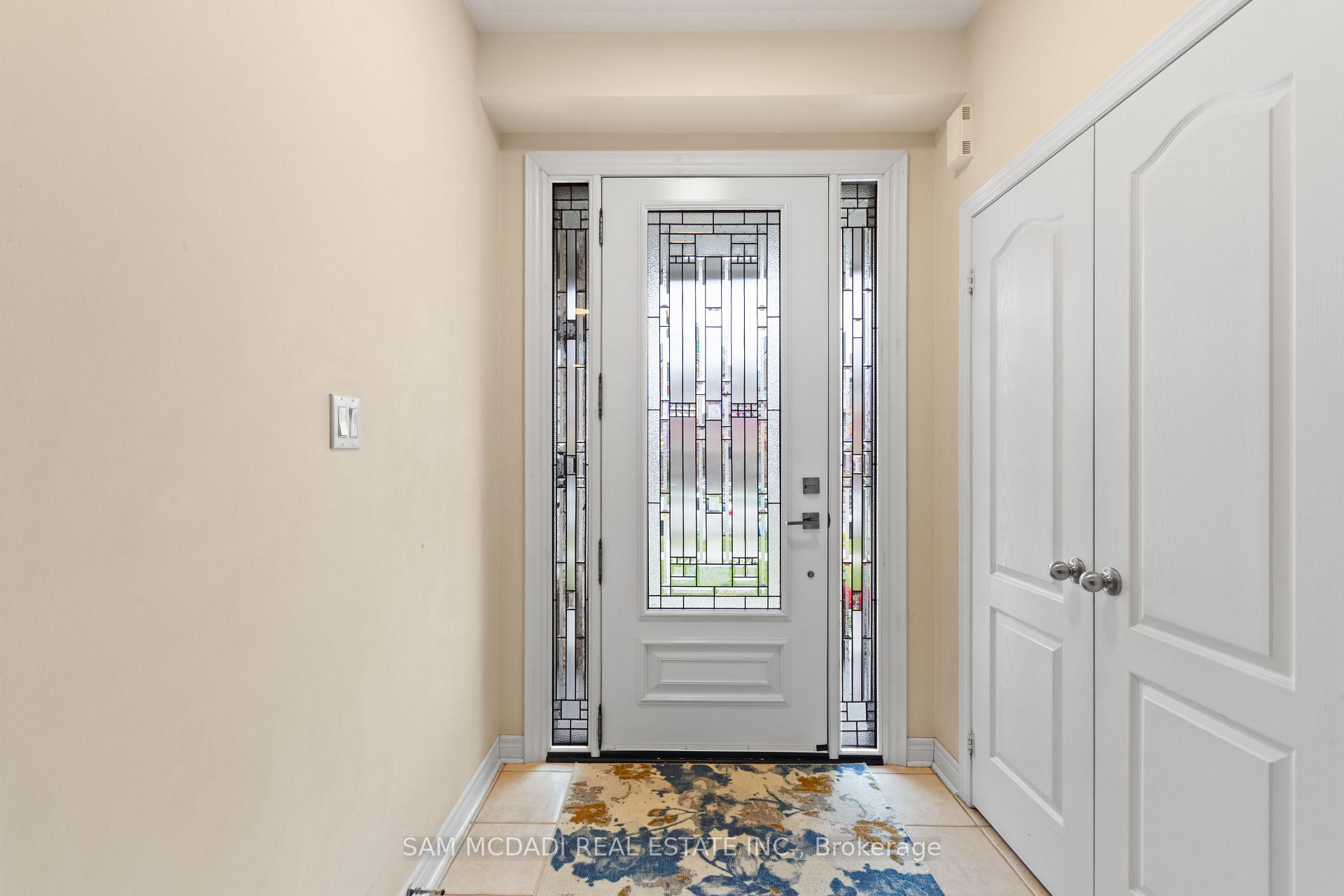 3352 Erin Centre Boulevard