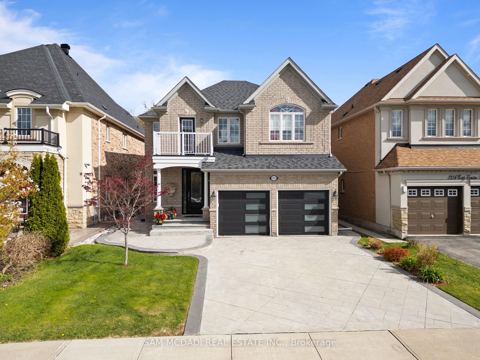 3352 Erin Centre Boulevard