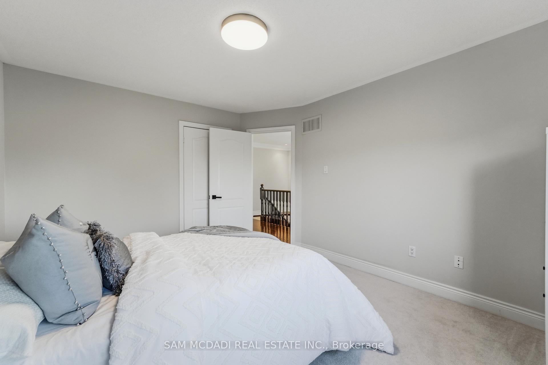 6311 Mulberry Crescent