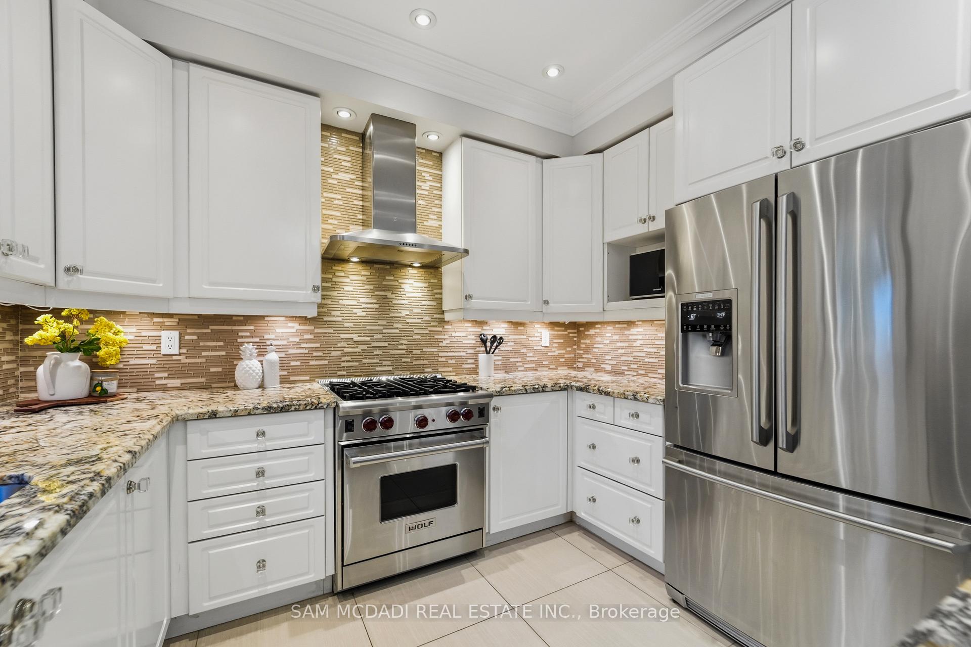 6311 Mulberry Crescent