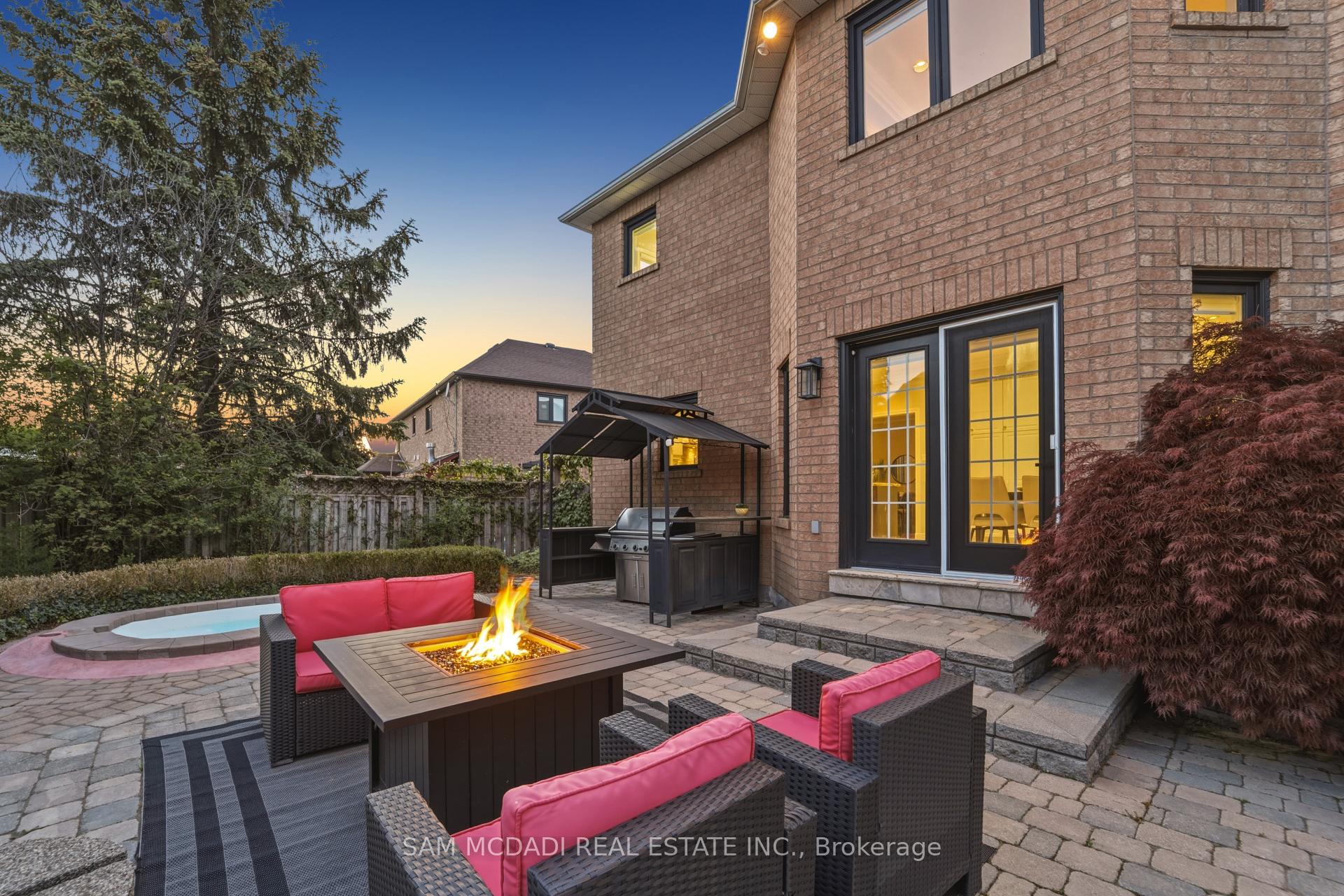 6311 Mulberry Crescent