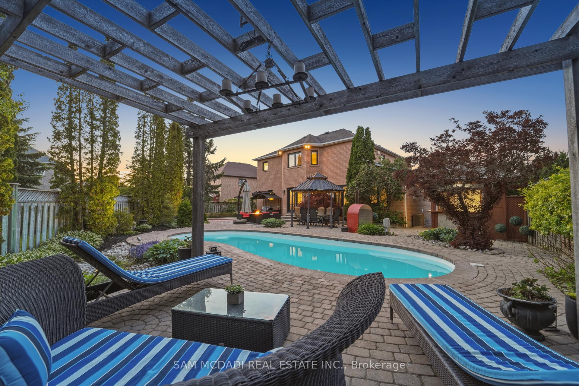6311 Mulberry Crescent