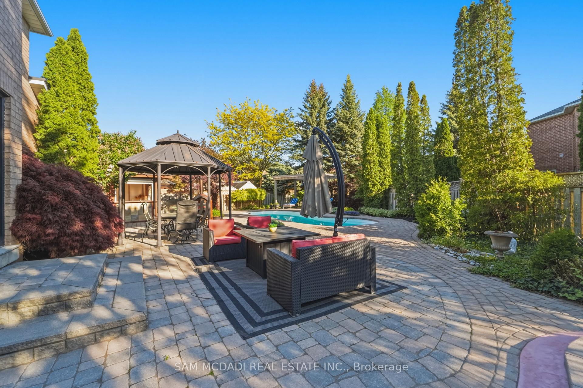 6311 Mulberry Crescent