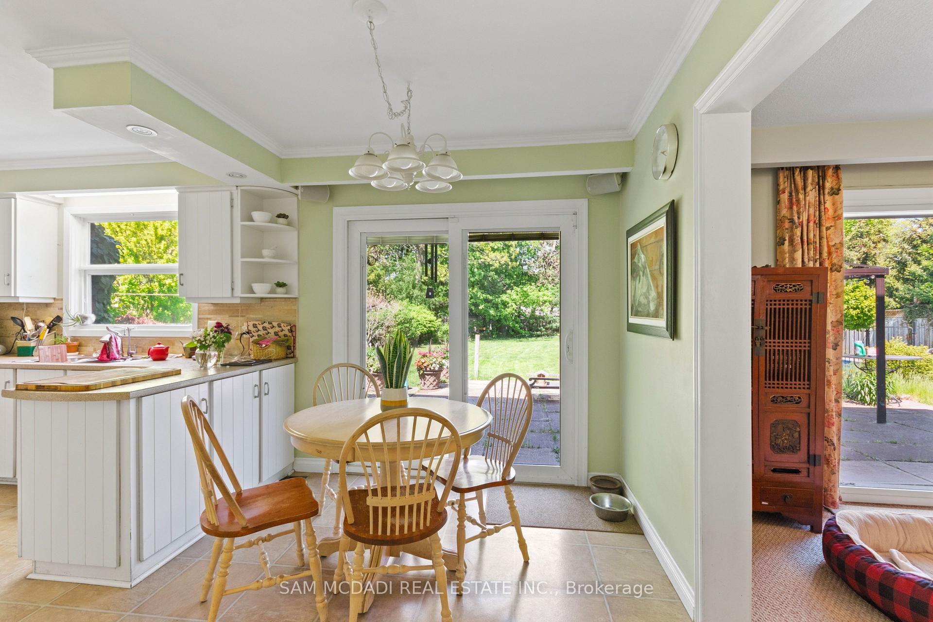 865 Meadow Wood Road