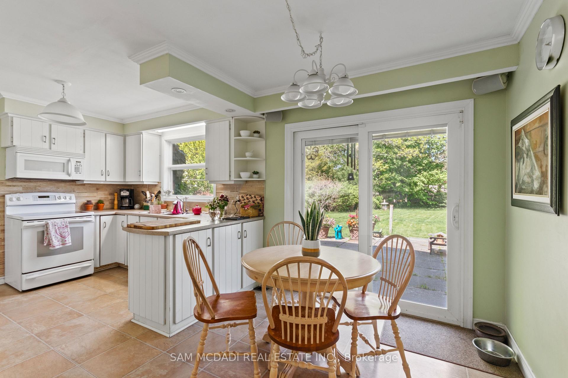 865 Meadow Wood Road