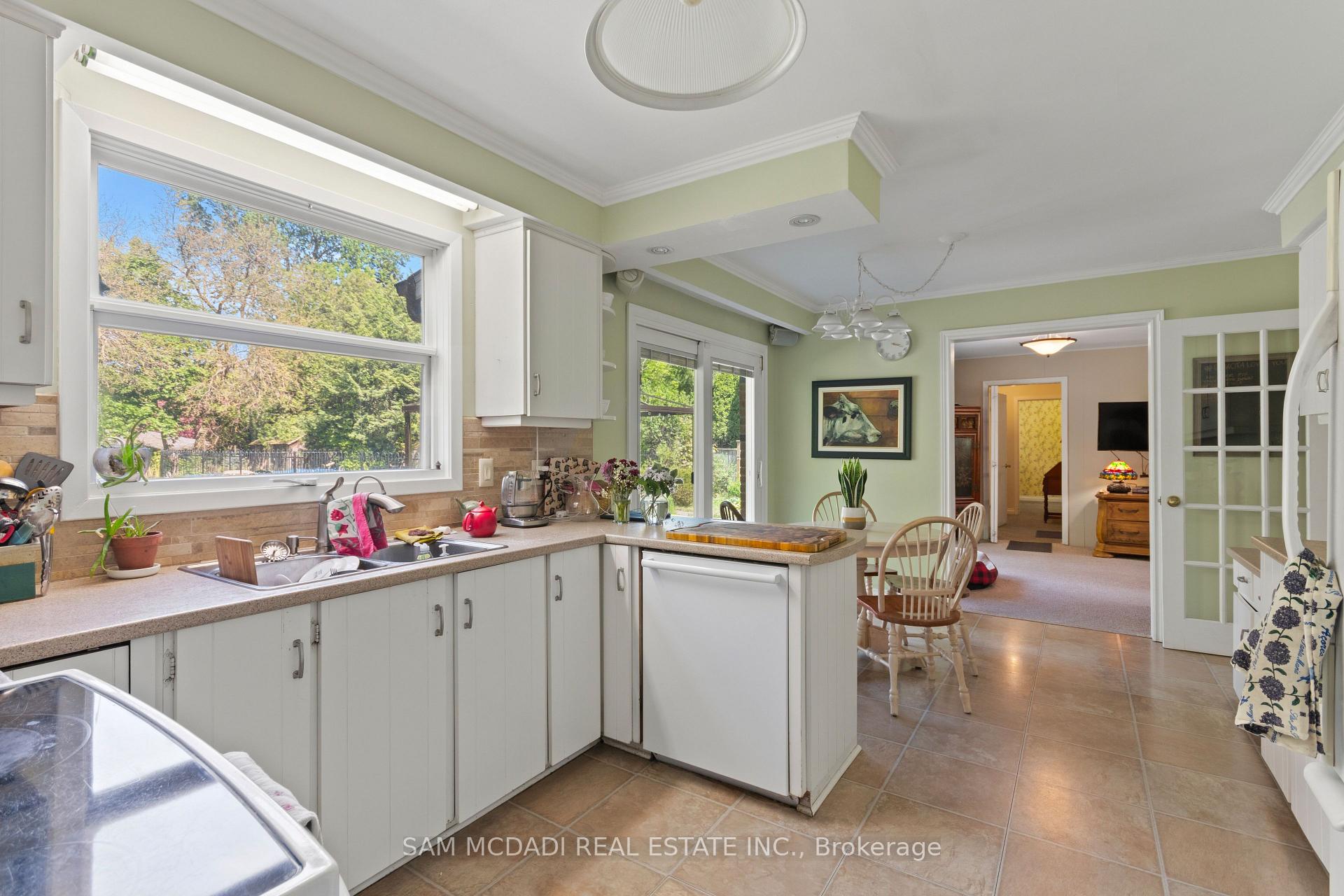 865 Meadow Wood Road