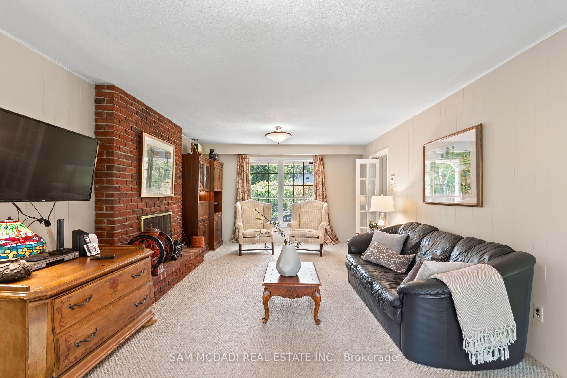 865 Meadow Wood Road