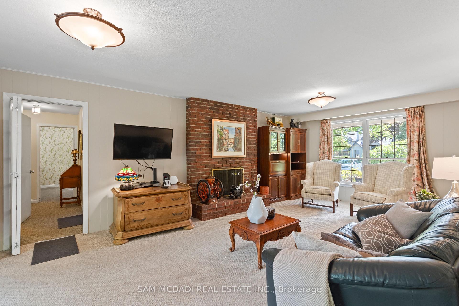 865 Meadow Wood Road