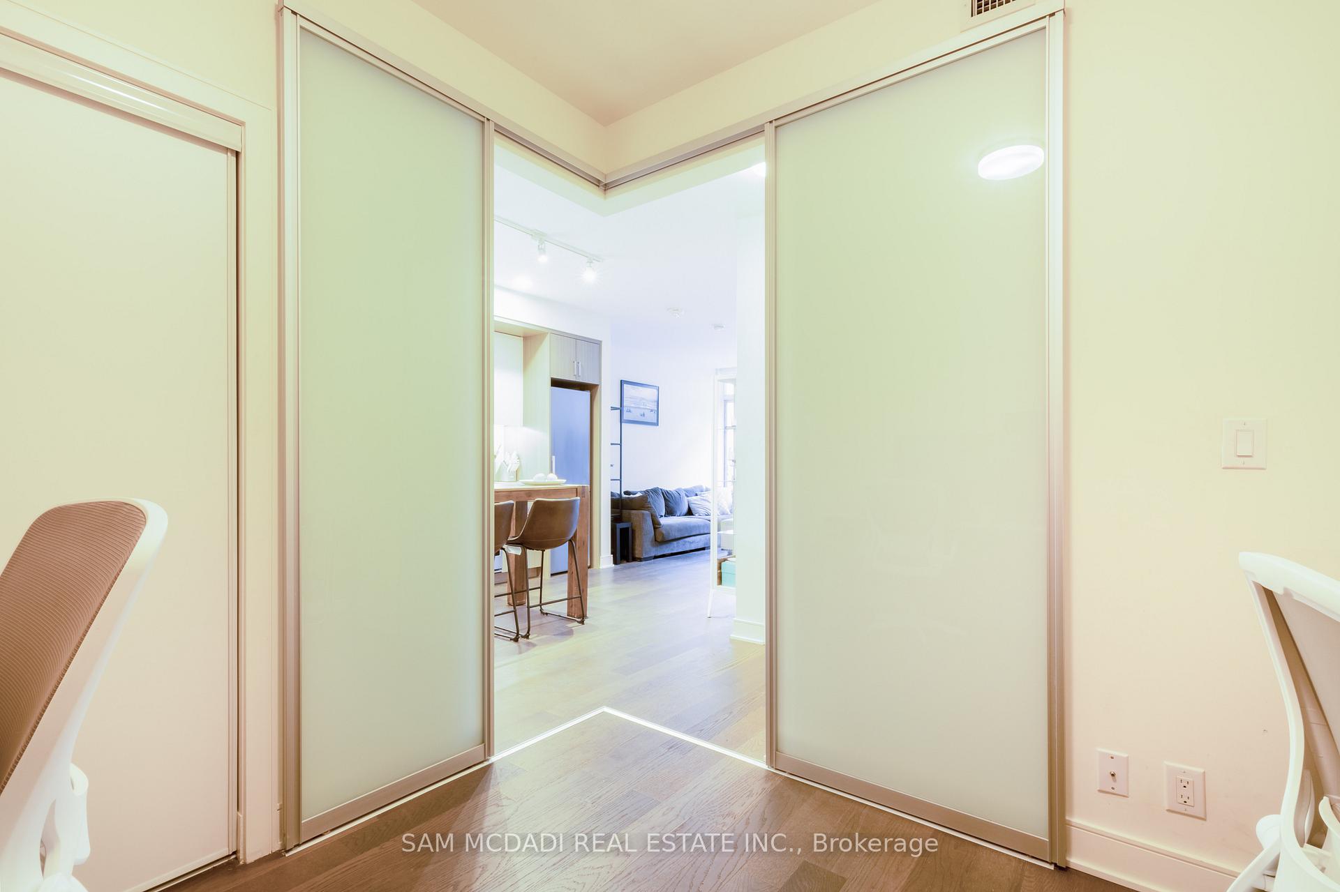 1575 Lakeshore Road W GR33