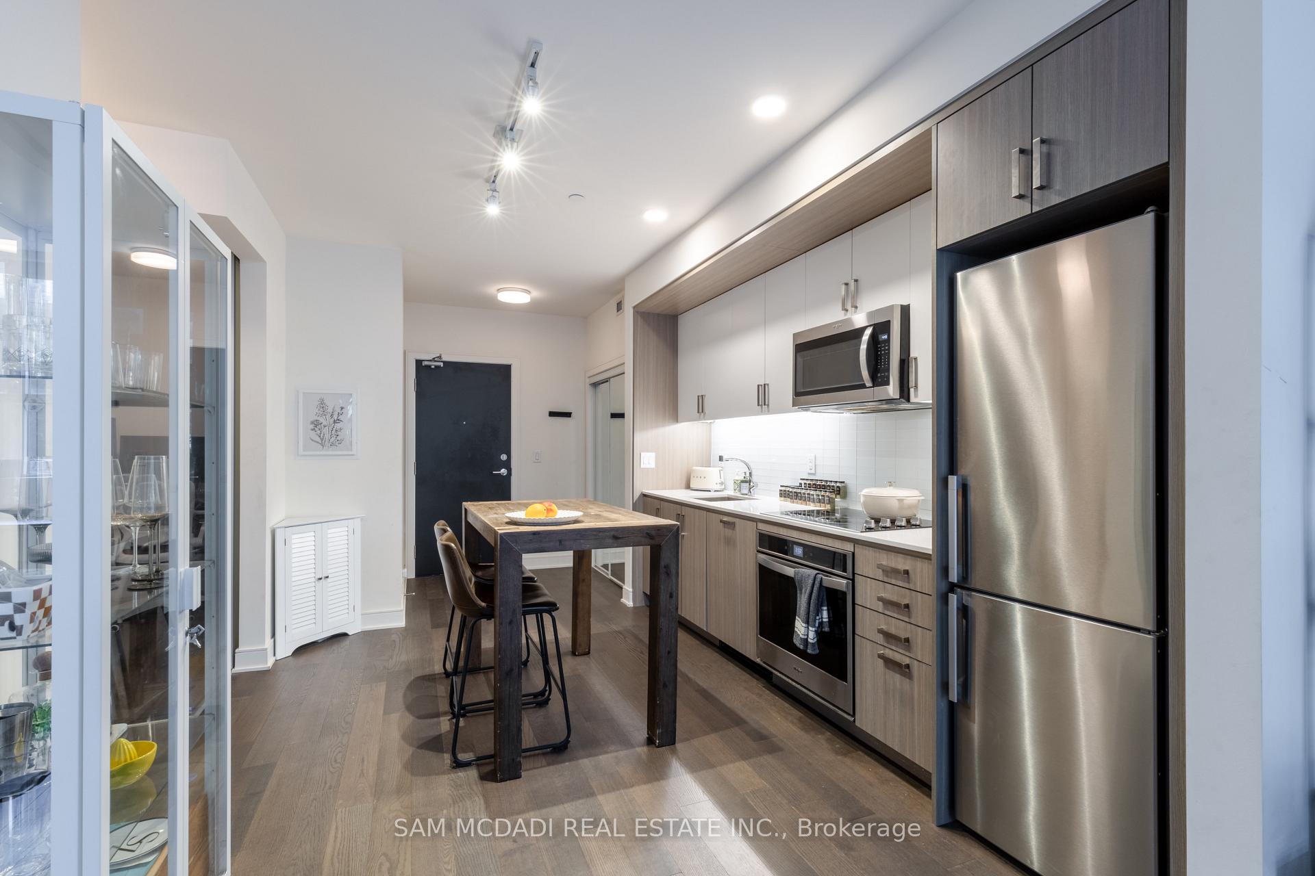 1575 Lakeshore Road W GR33