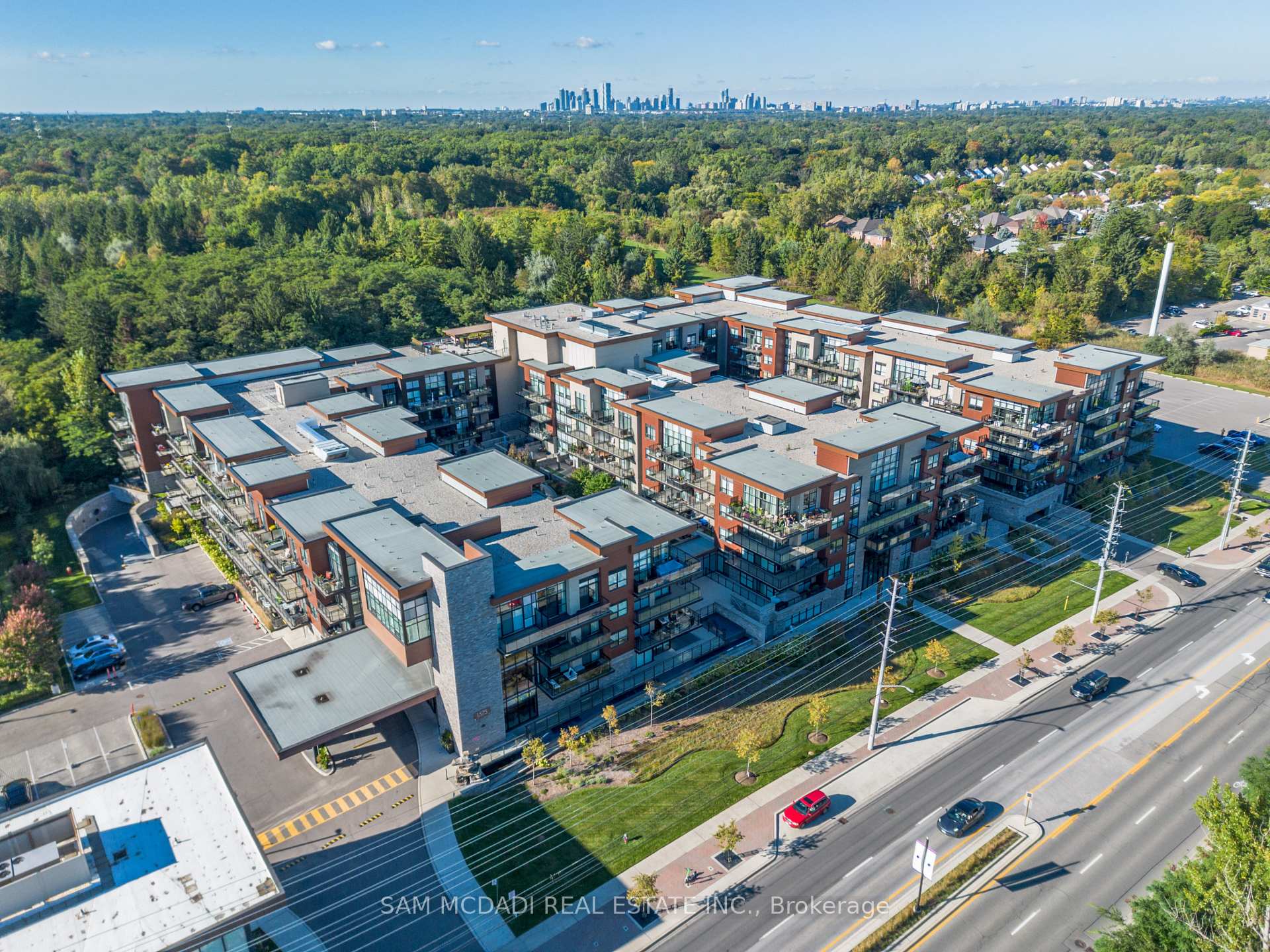 1575 Lakeshore Road W GR33