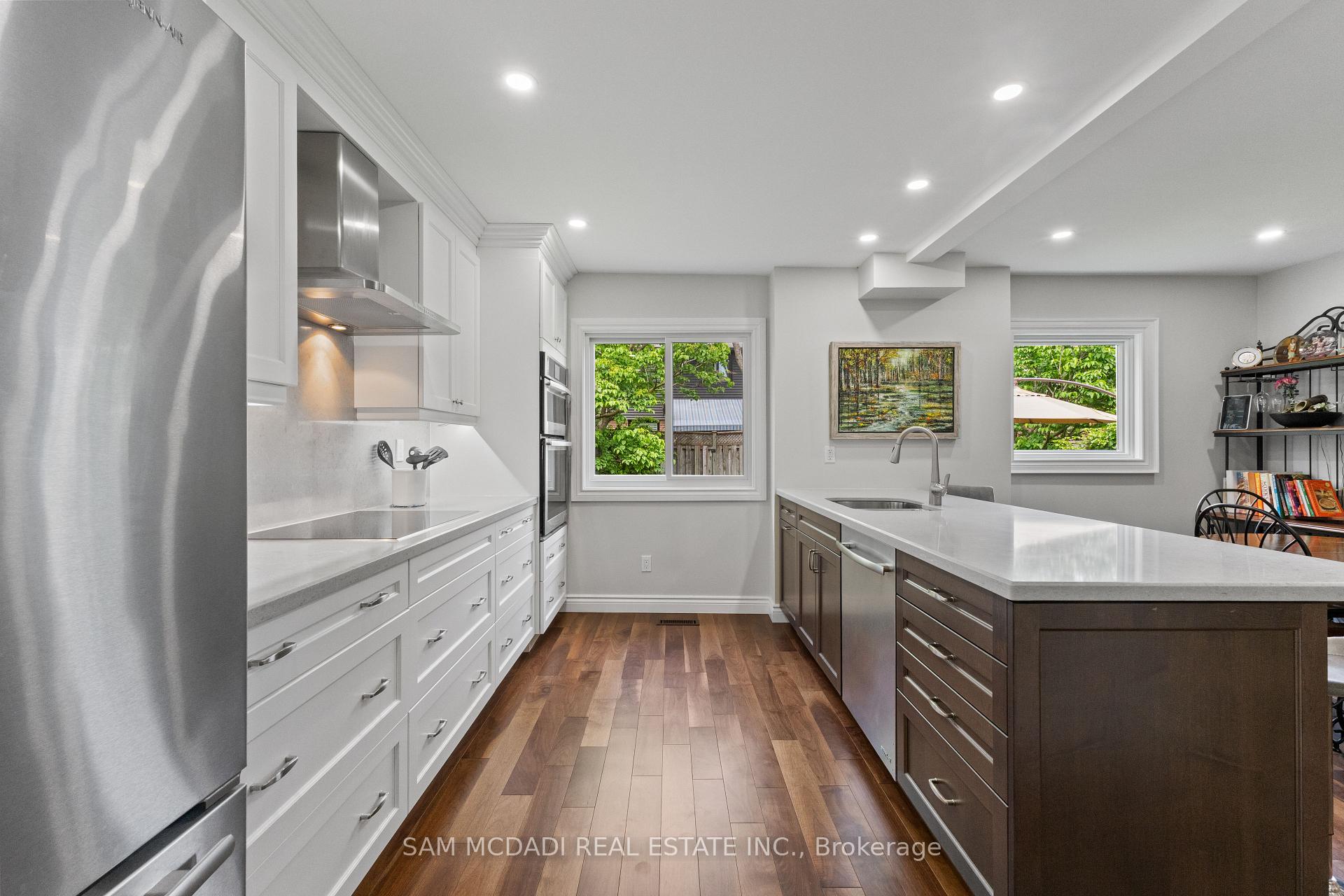 2707 Jerring Mews