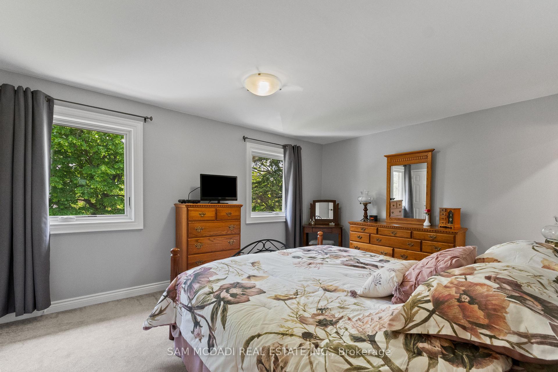 2707 Jerring Mews