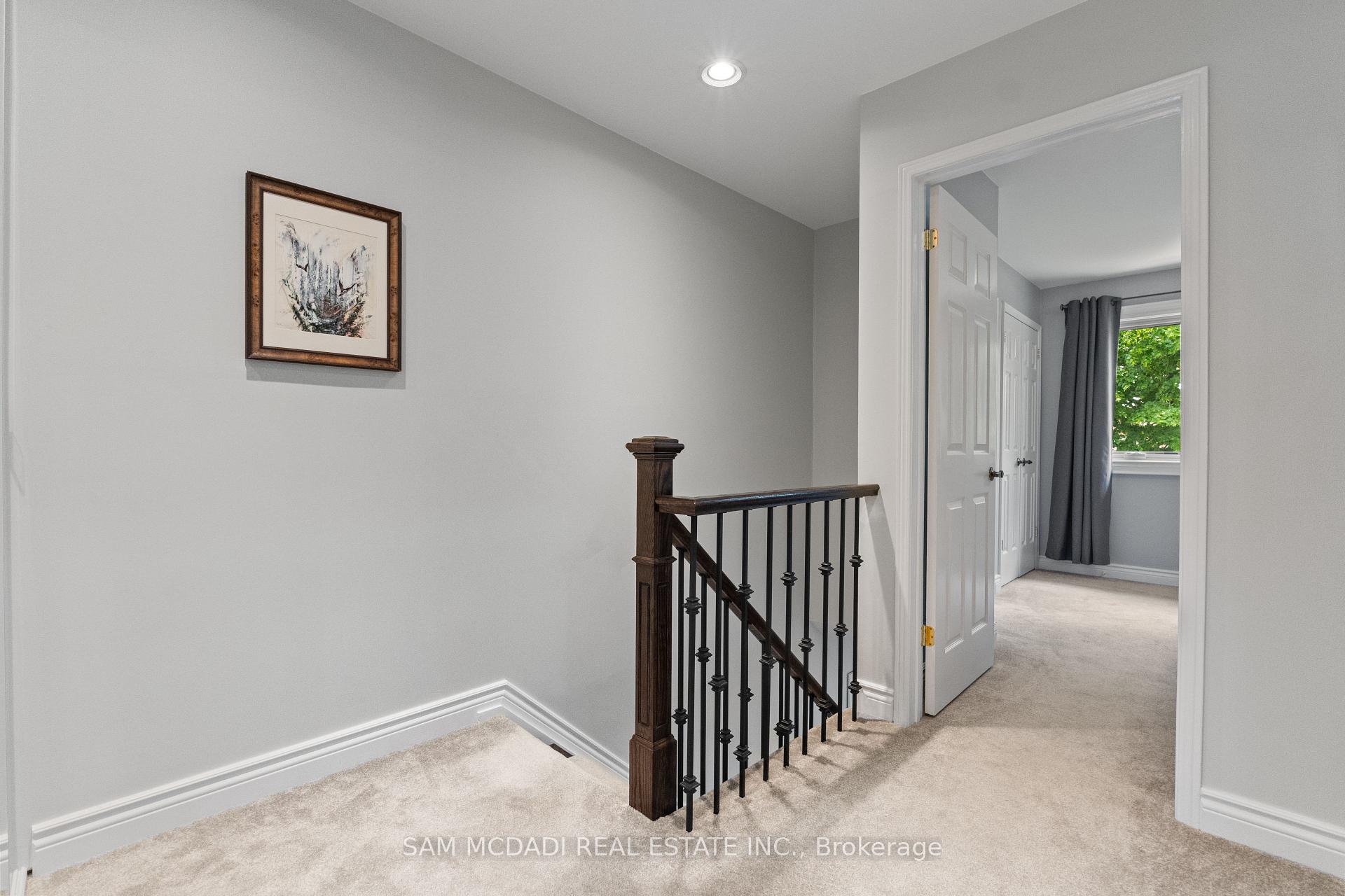 2707 Jerring Mews
