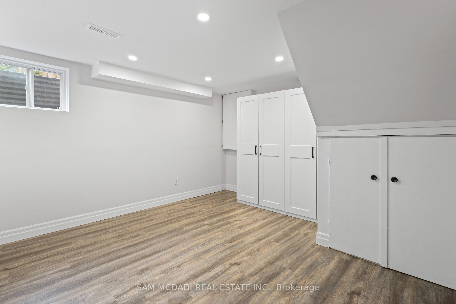 2535 Robin Drive