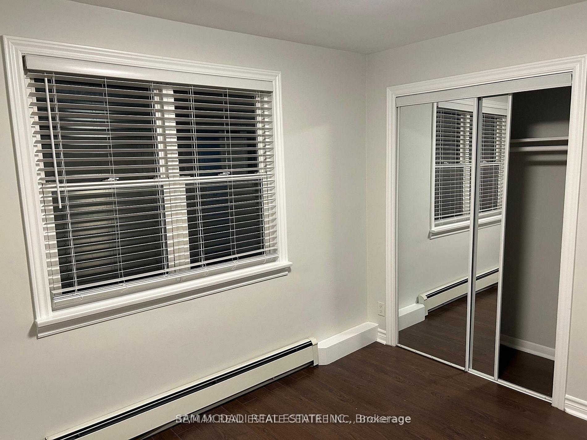 378 Lakeshore Road W