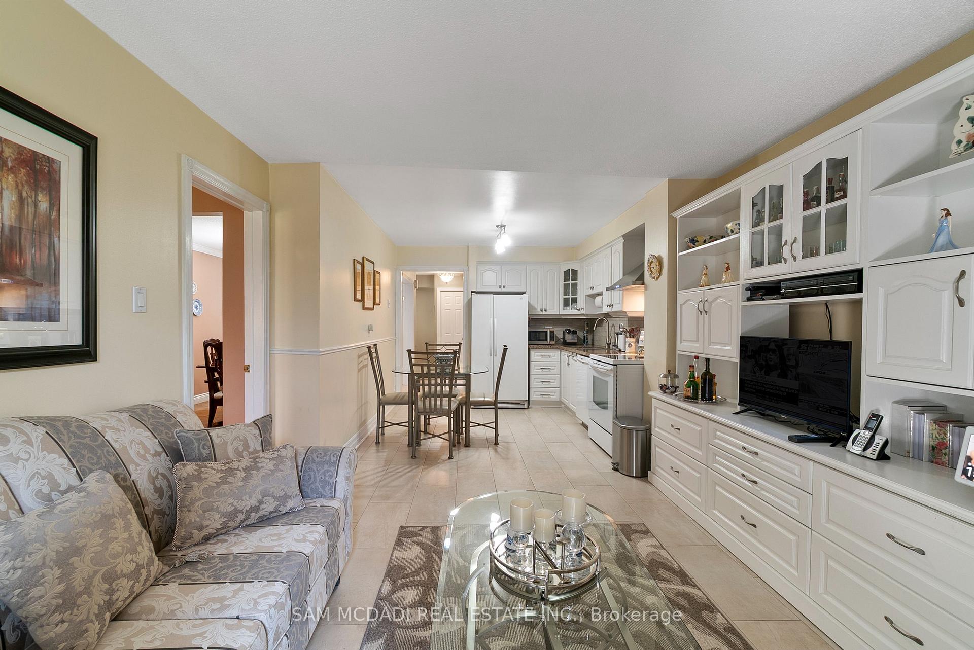 4260 SHELBY Crescent