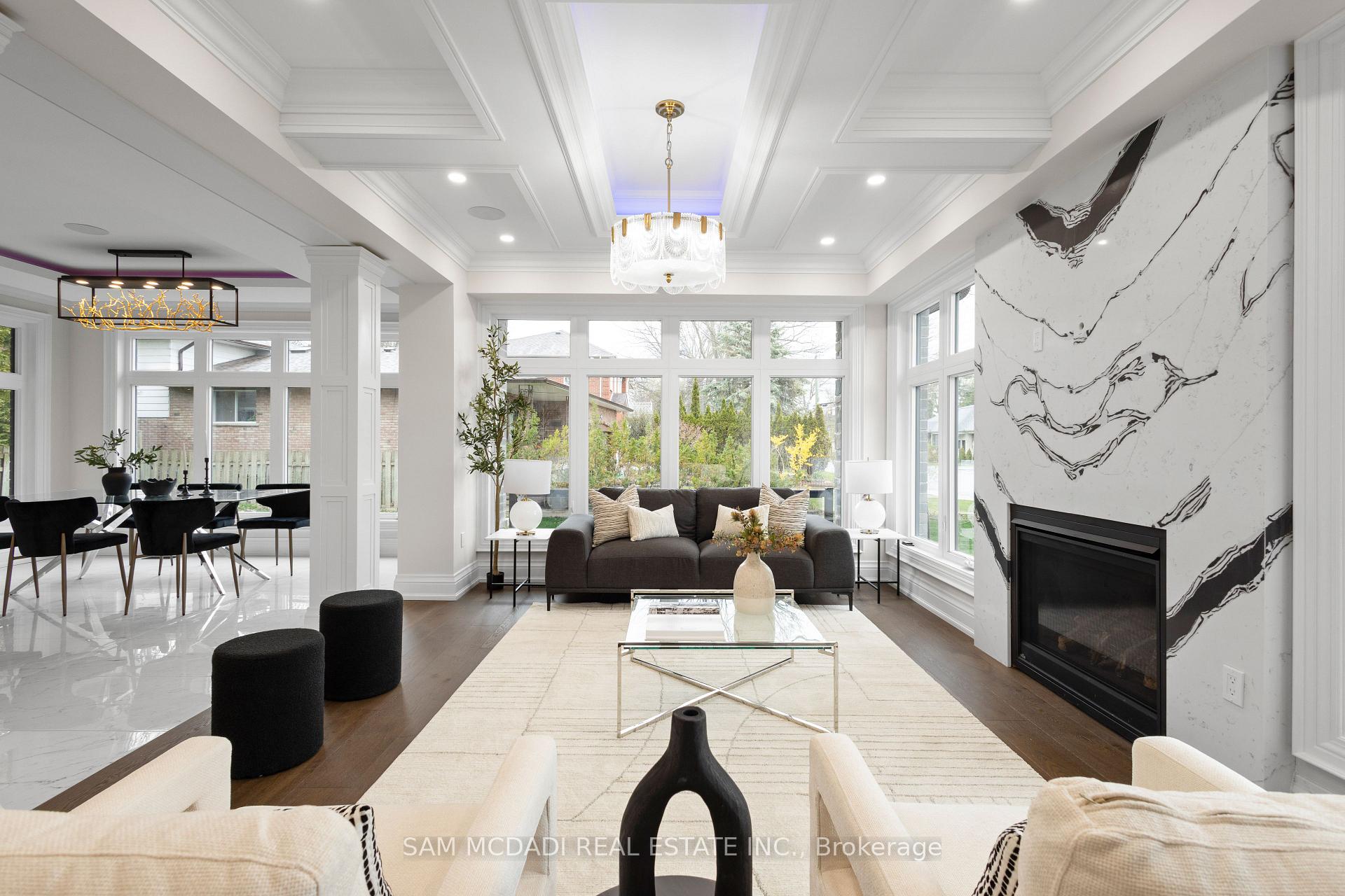 72 Oakes Drive