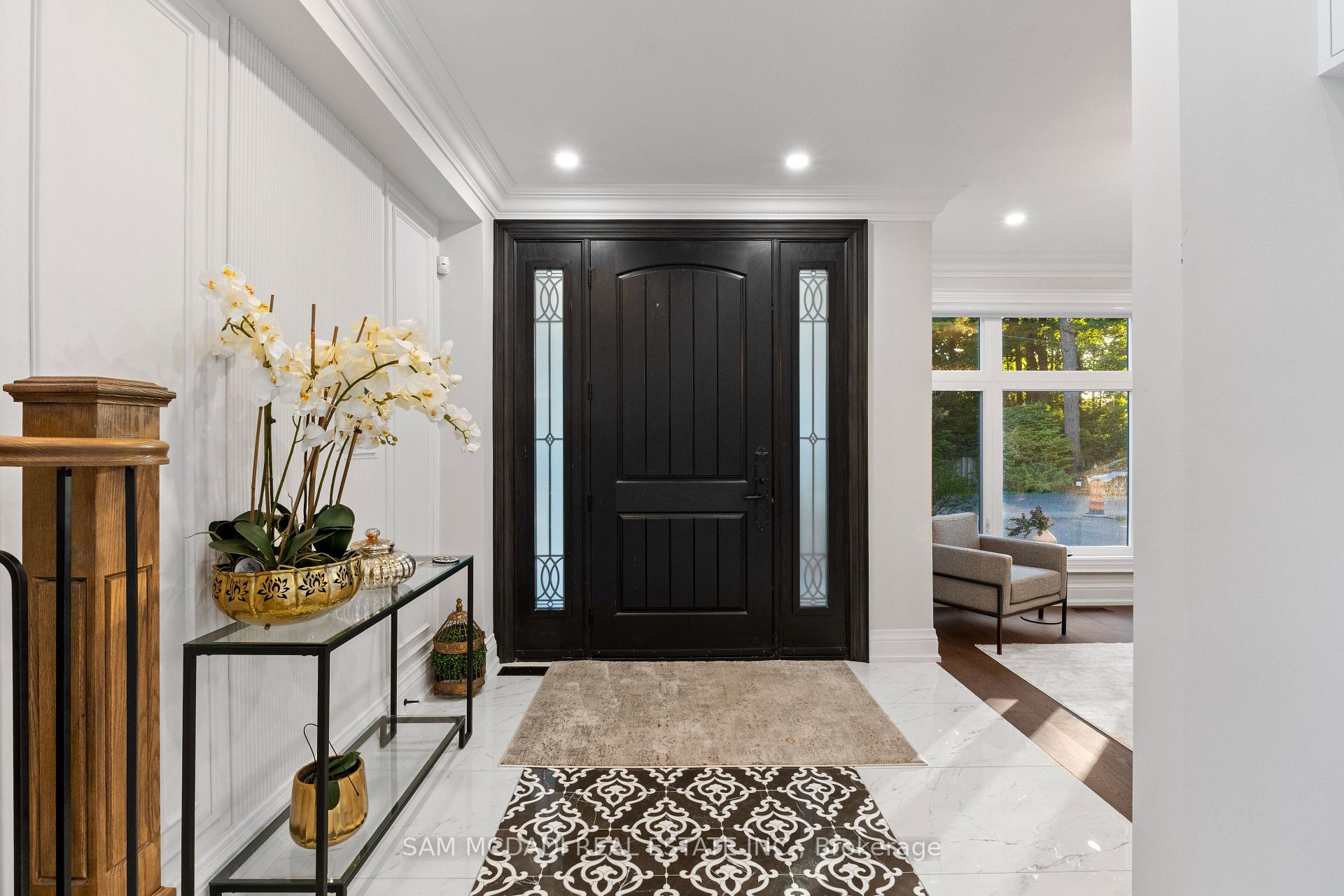 72 Oakes Drive