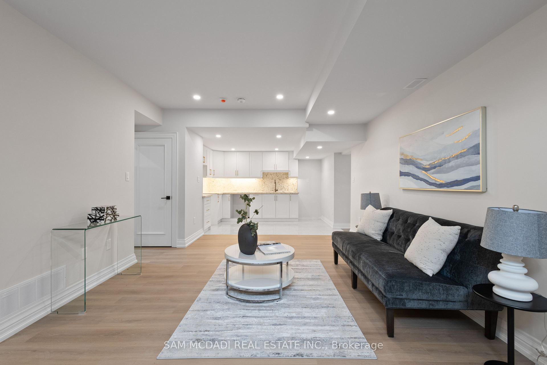 72 Oakes Drive