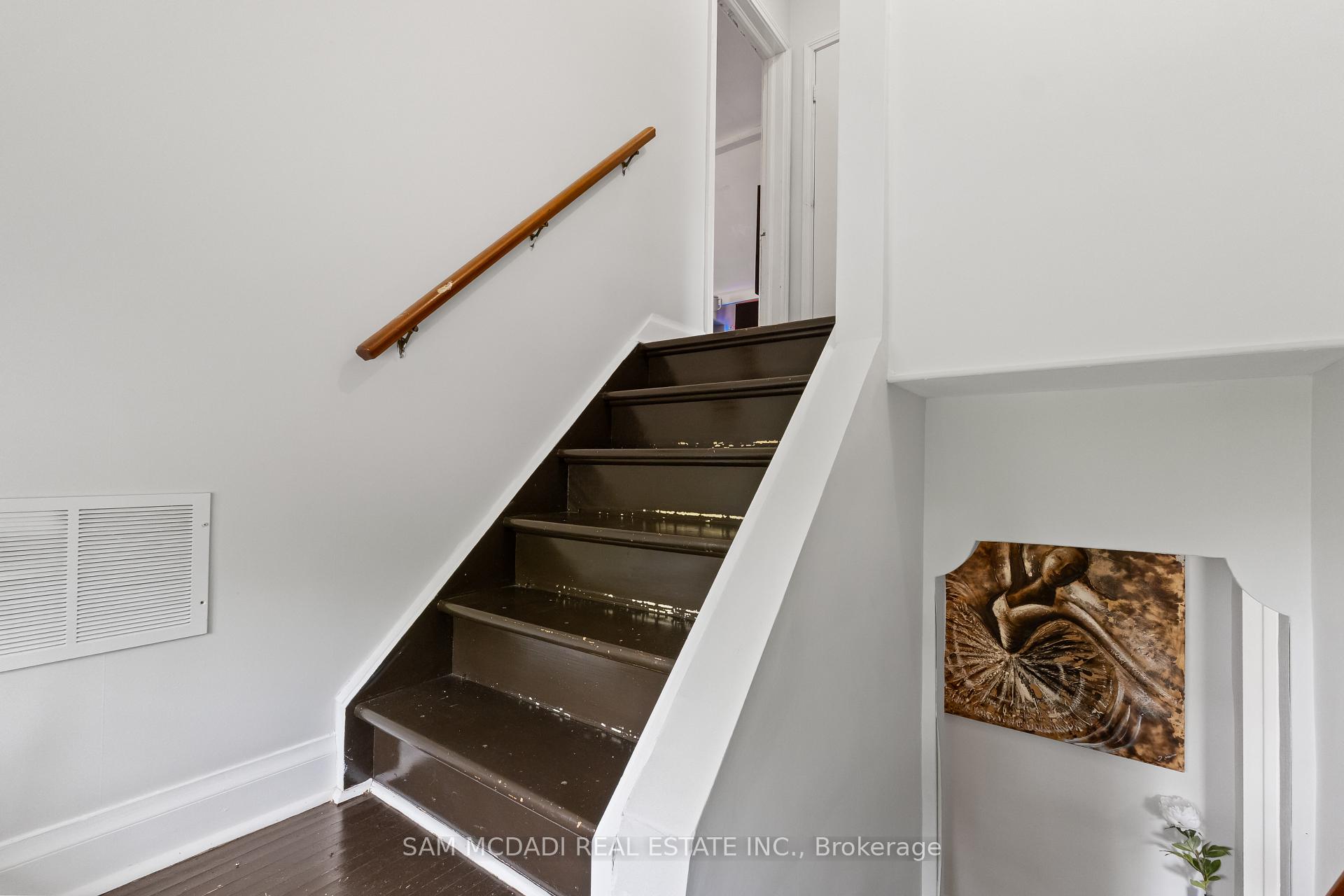 57 Westglen Crescent