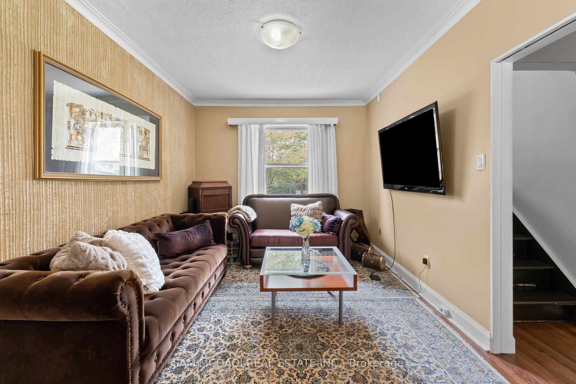 57 Westglen Crescent
