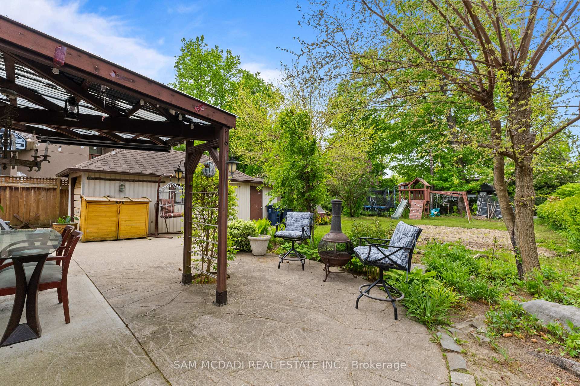 57 Westglen Crescent