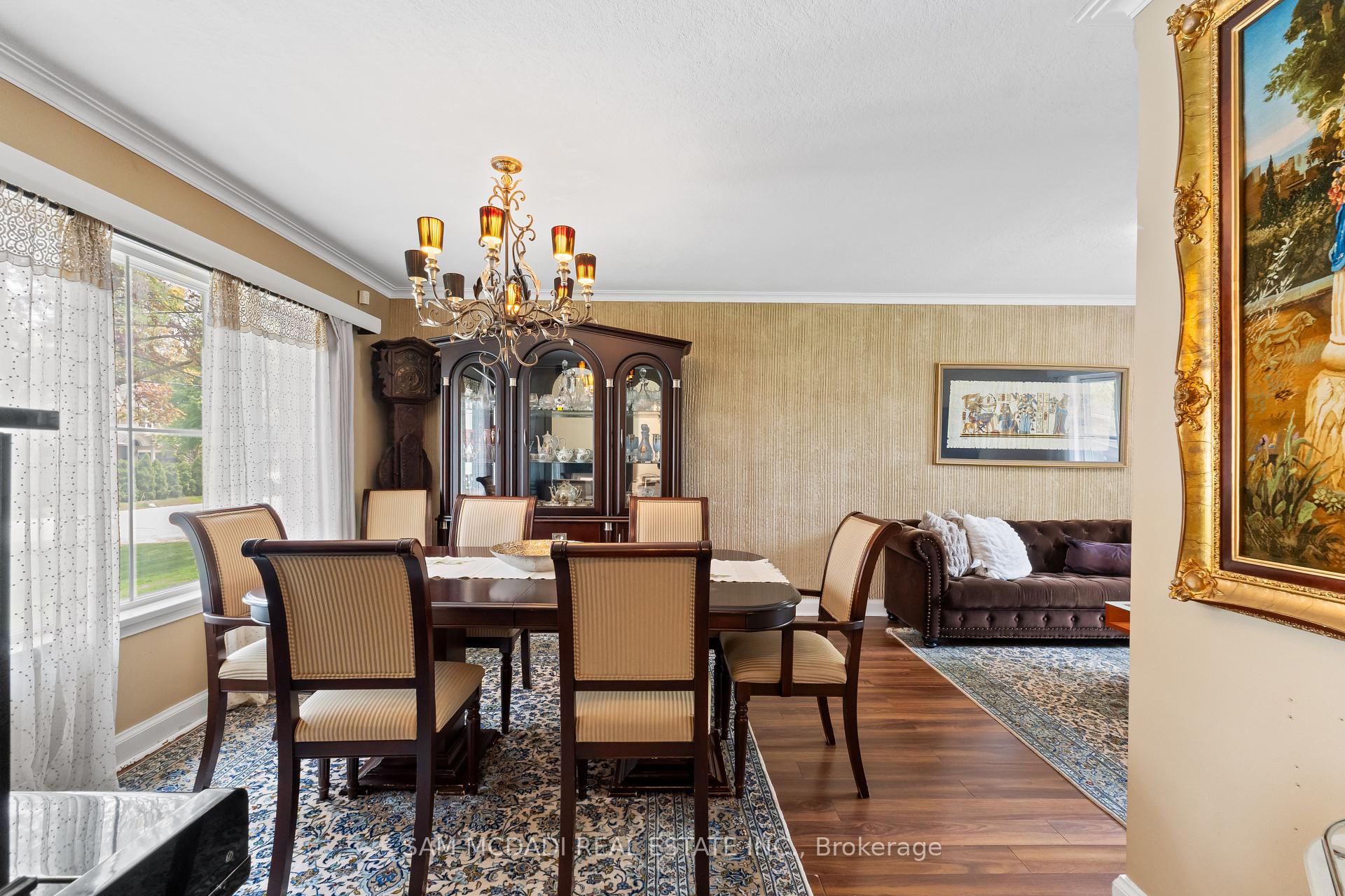 57 Westglen Crescent