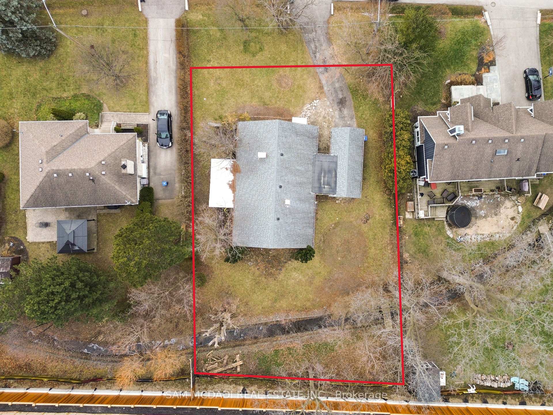 1235 Old River Road