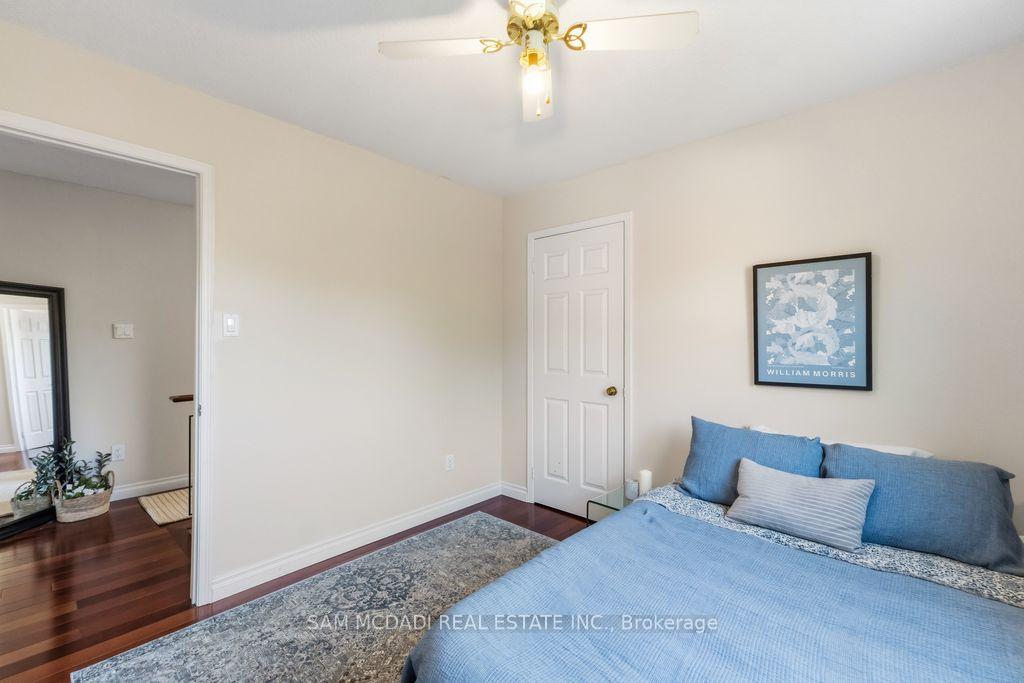 6643 Mockingbird Lane