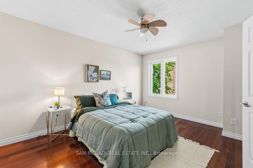 6643 Mockingbird Lane