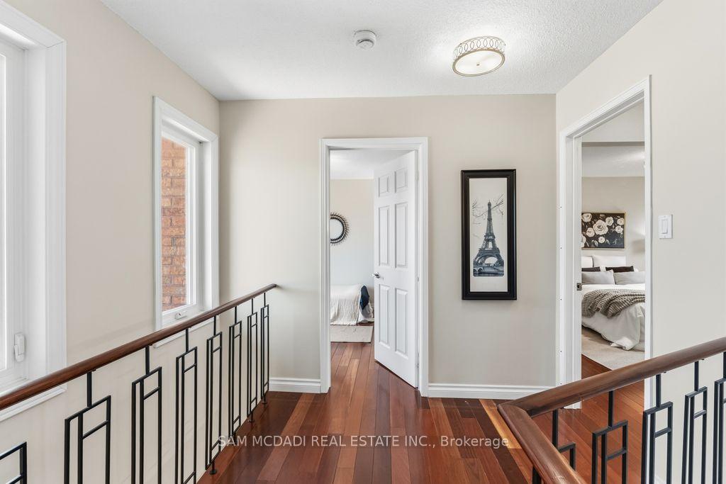 6643 Mockingbird Lane