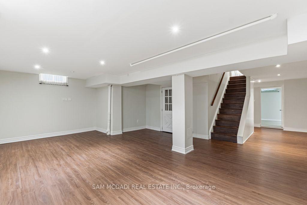6643 Mockingbird Lane
