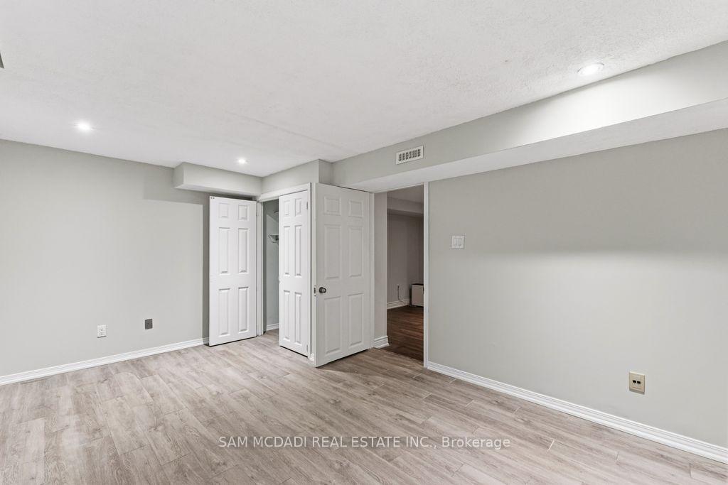 6643 Mockingbird Lane