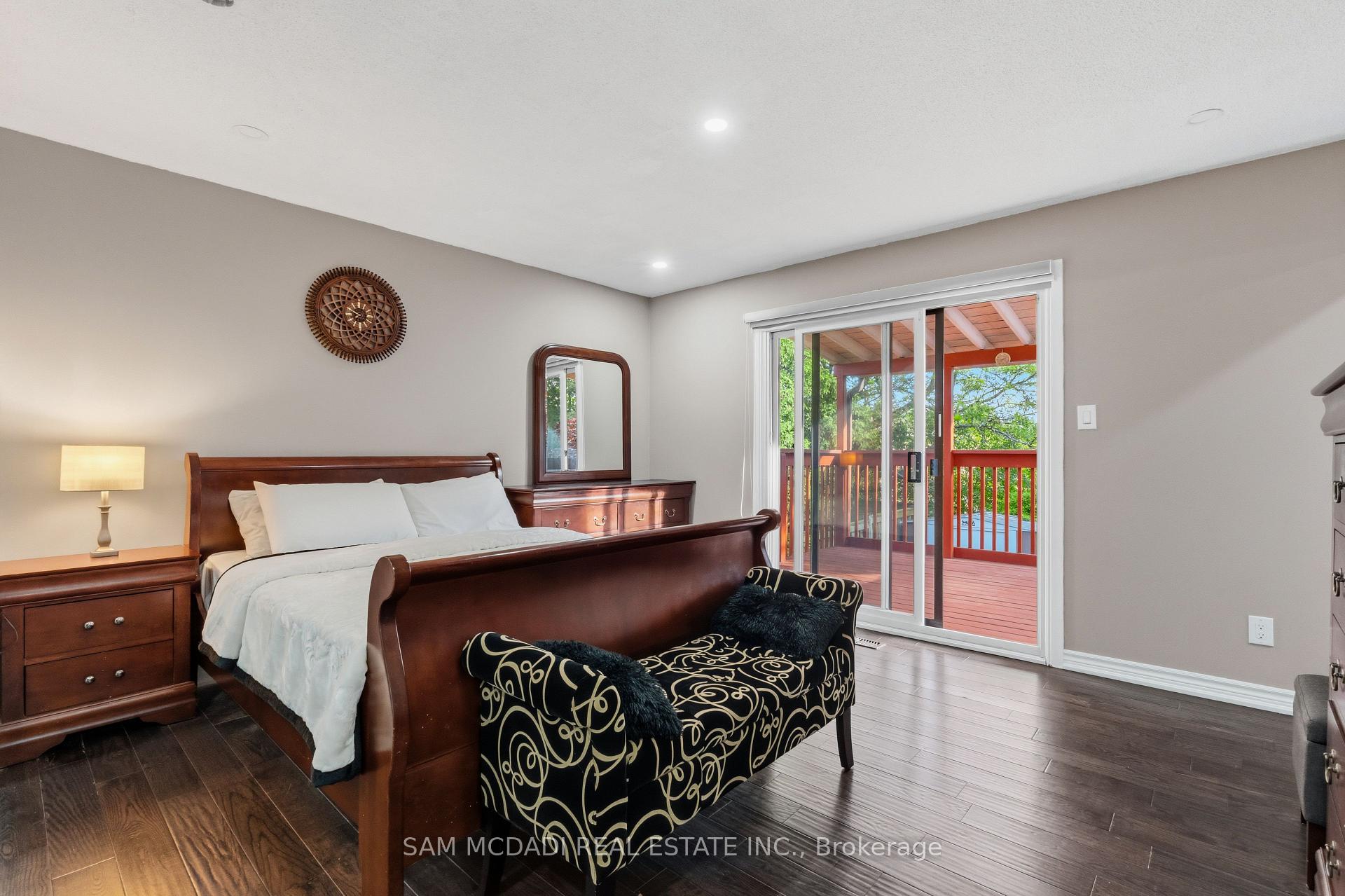 6 Chesham Court