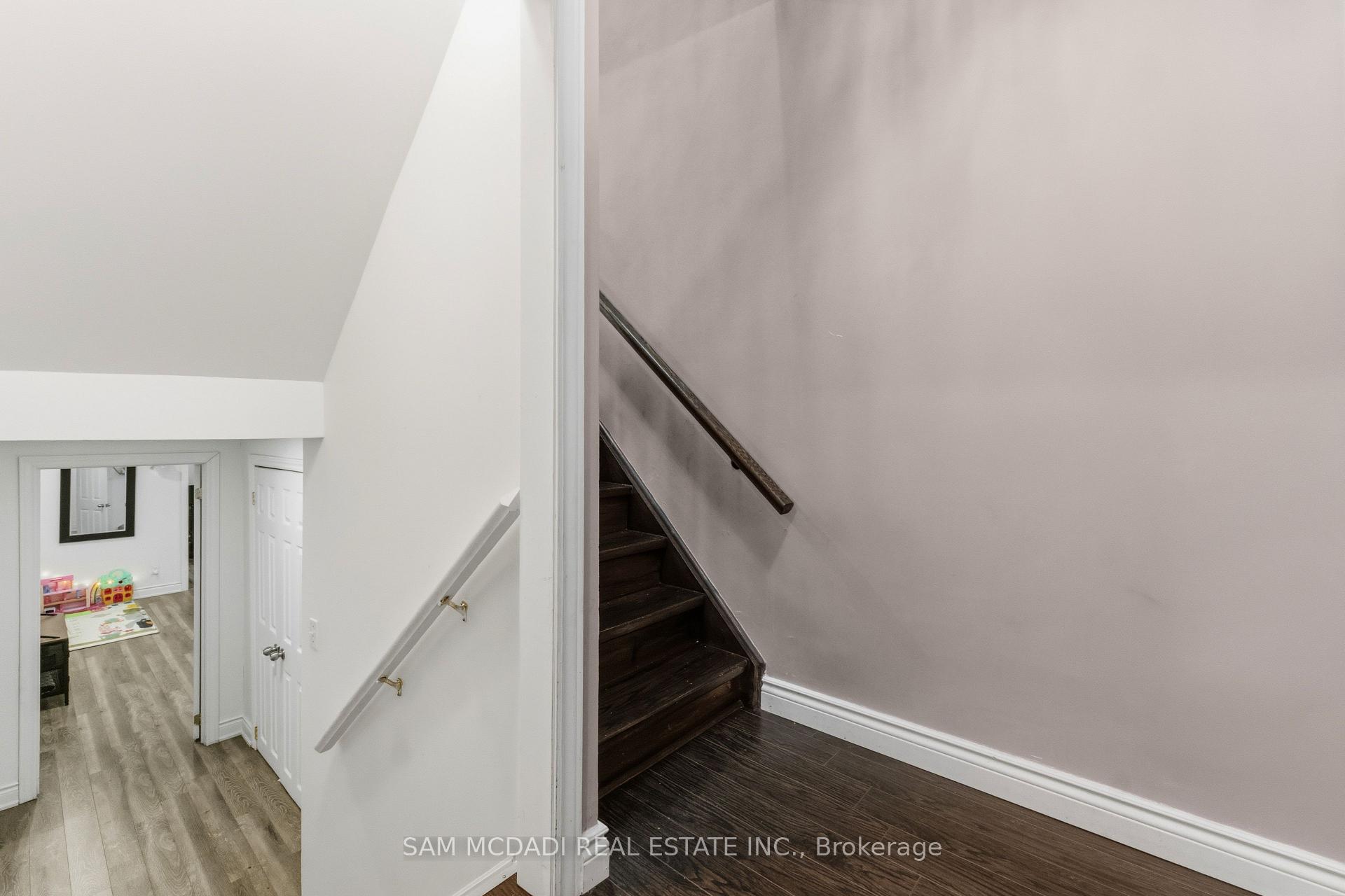 6 Chesham Court