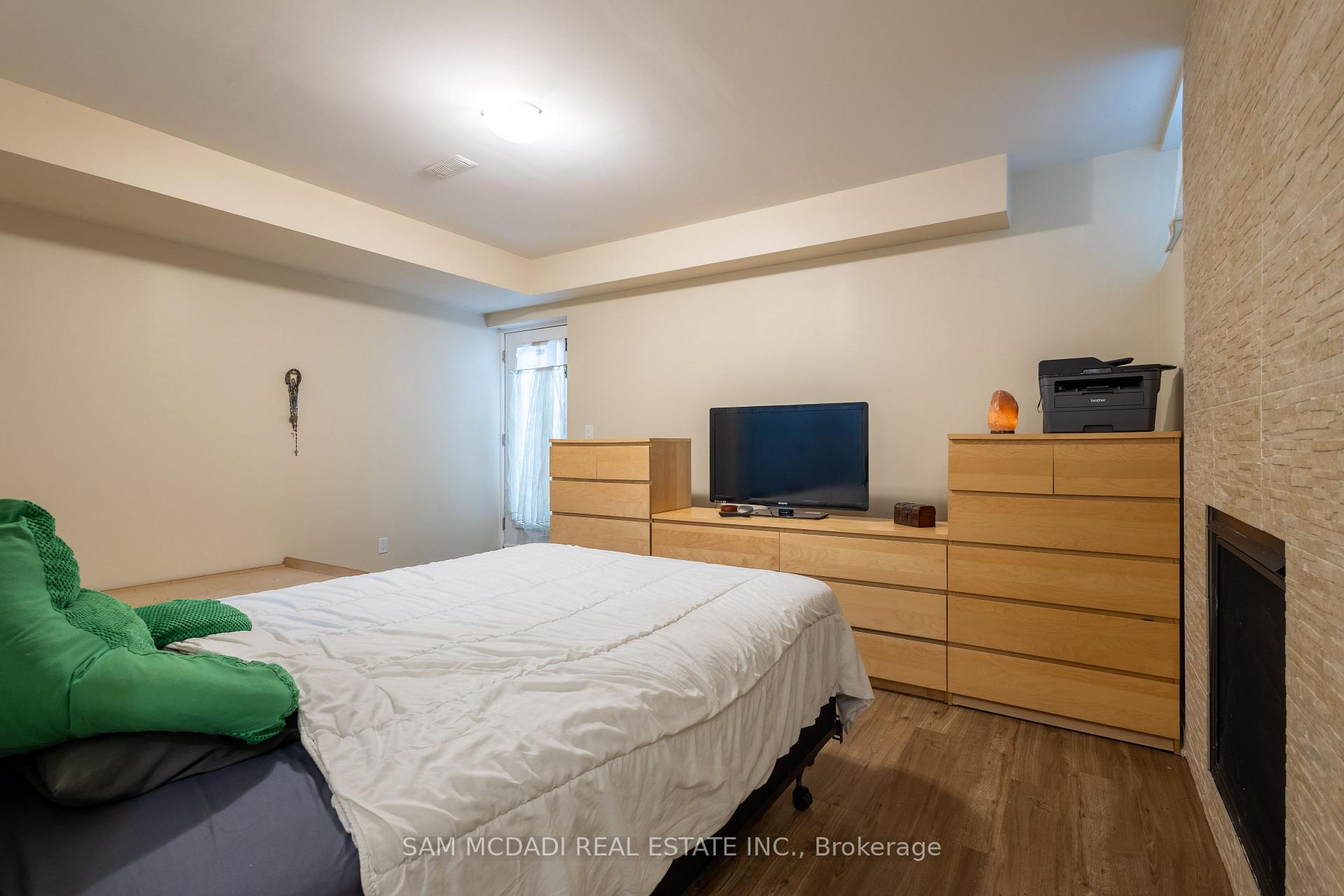 35A Broadview Avenue