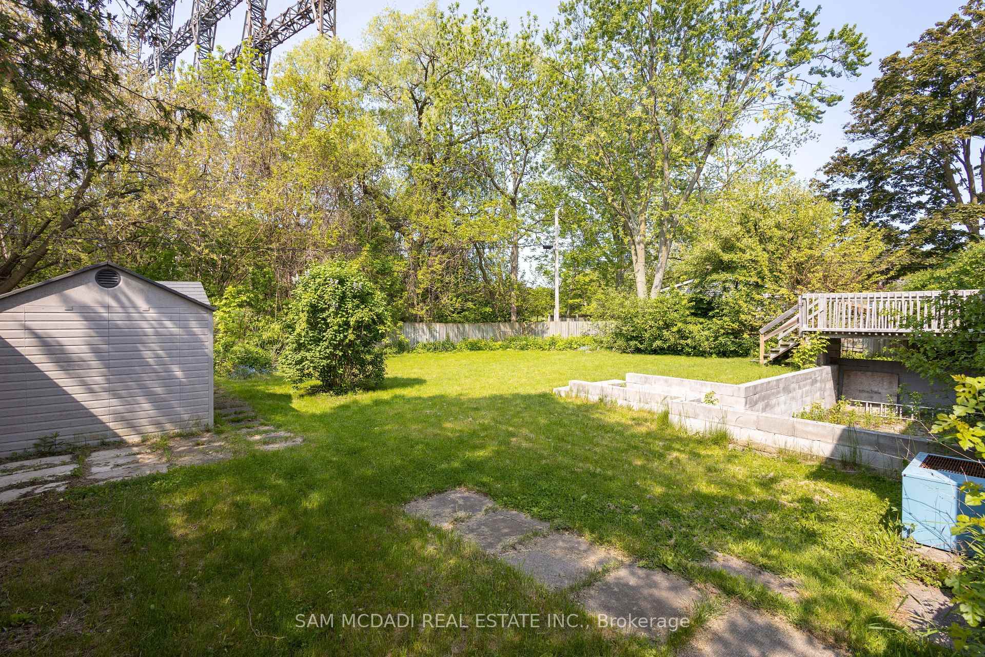 1228 Haig Boulevard