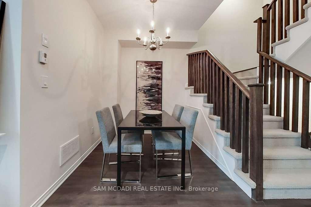 22 Applewood Lane 33