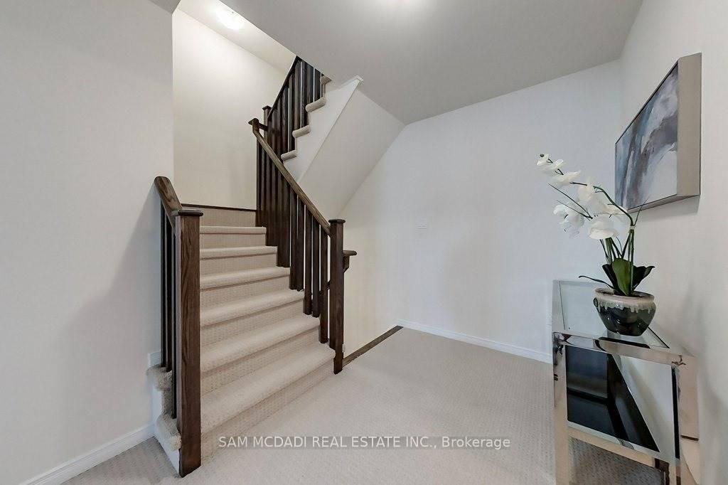 22 Applewood Lane 33