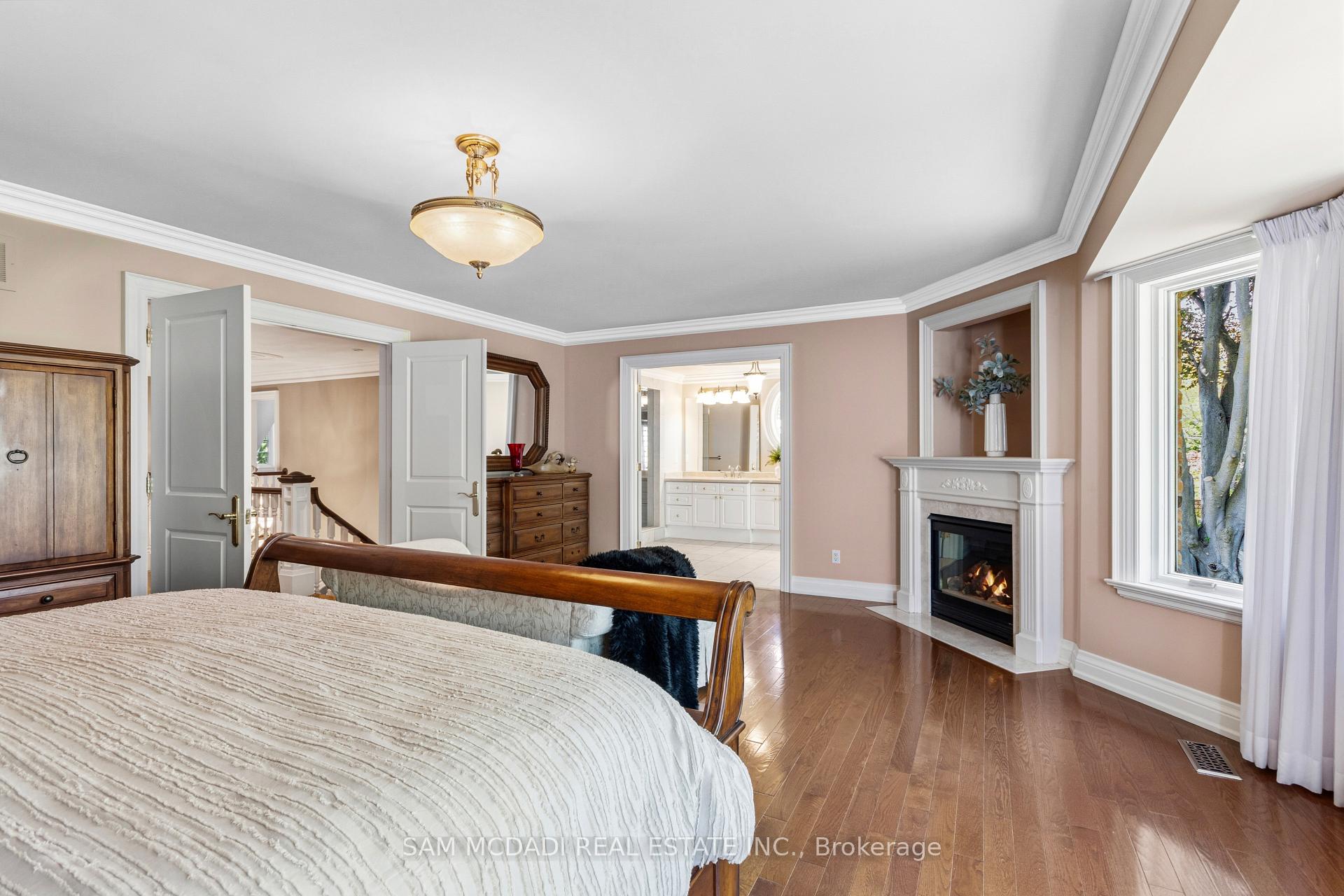 1301 Mississauga Road