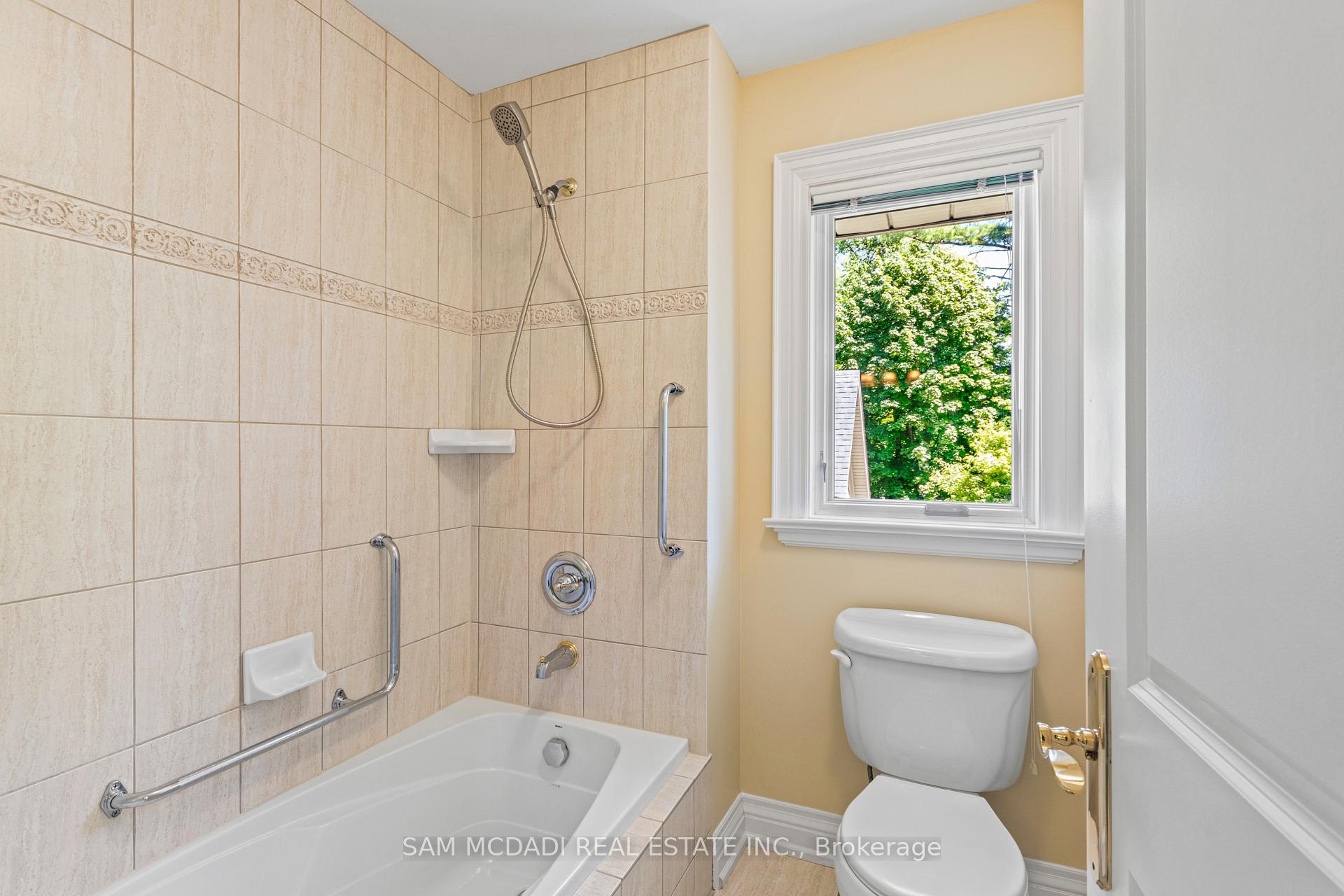 1301 Mississauga Road