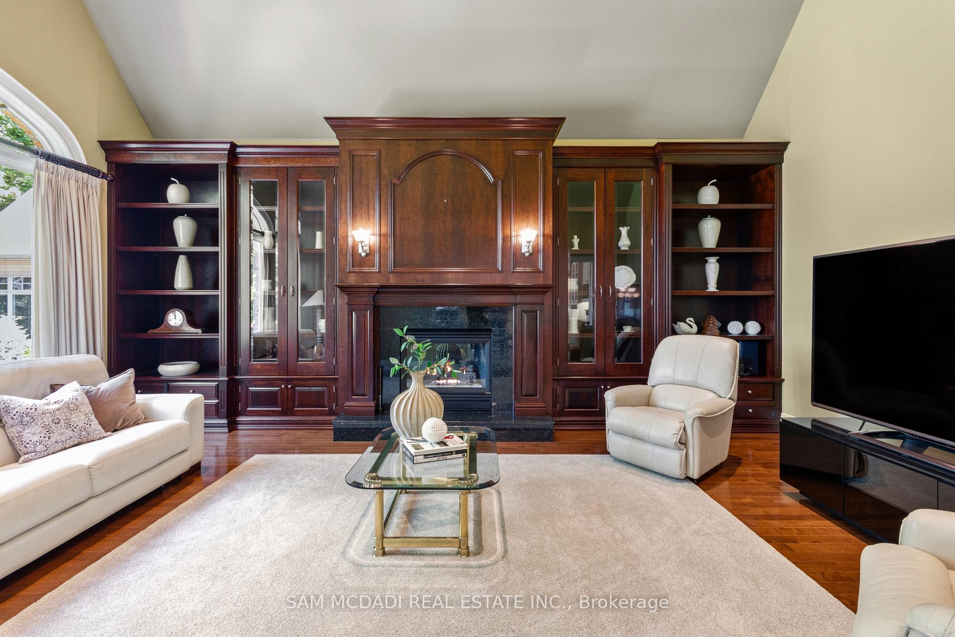 1301 Mississauga Road