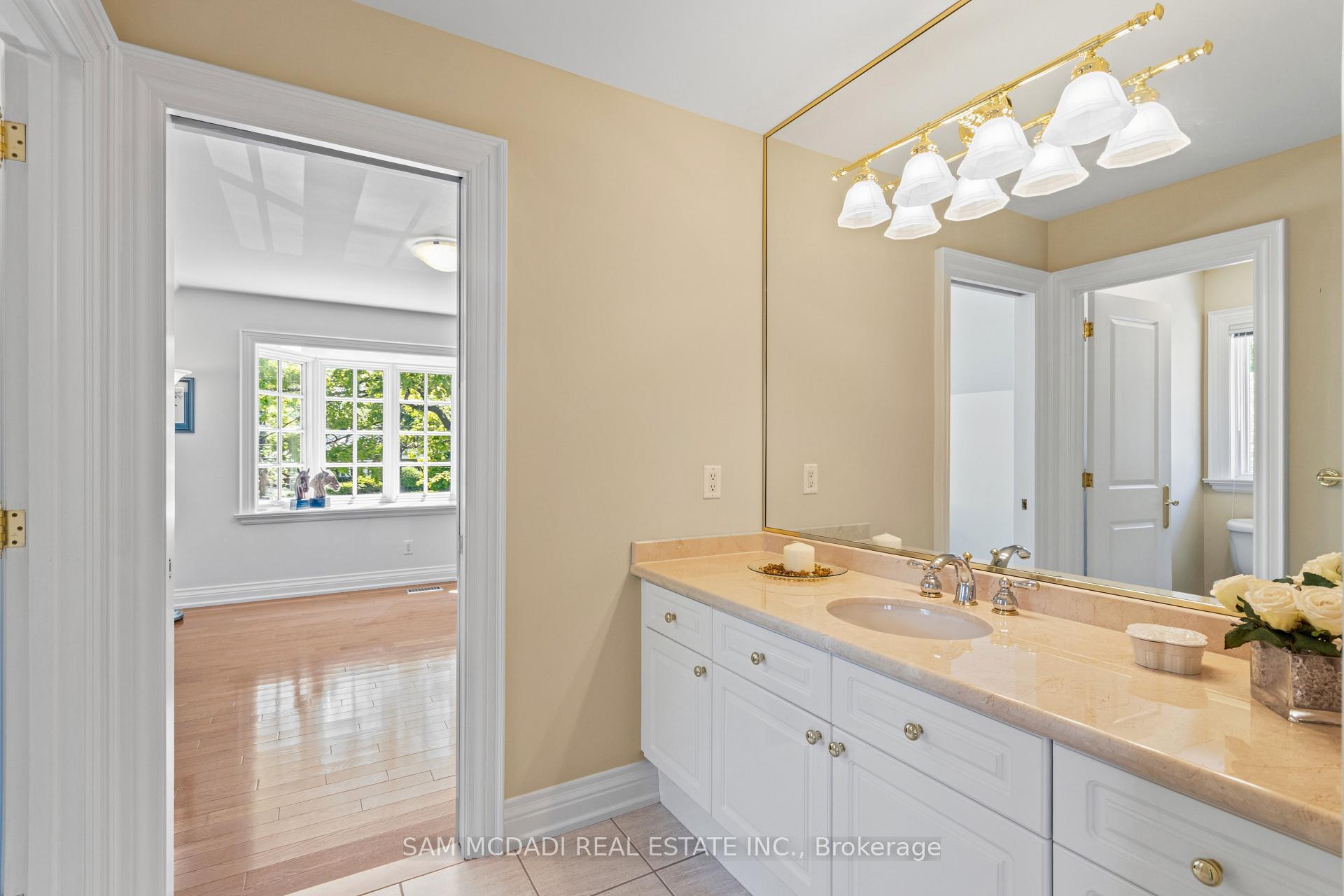 1301 Mississauga Road
