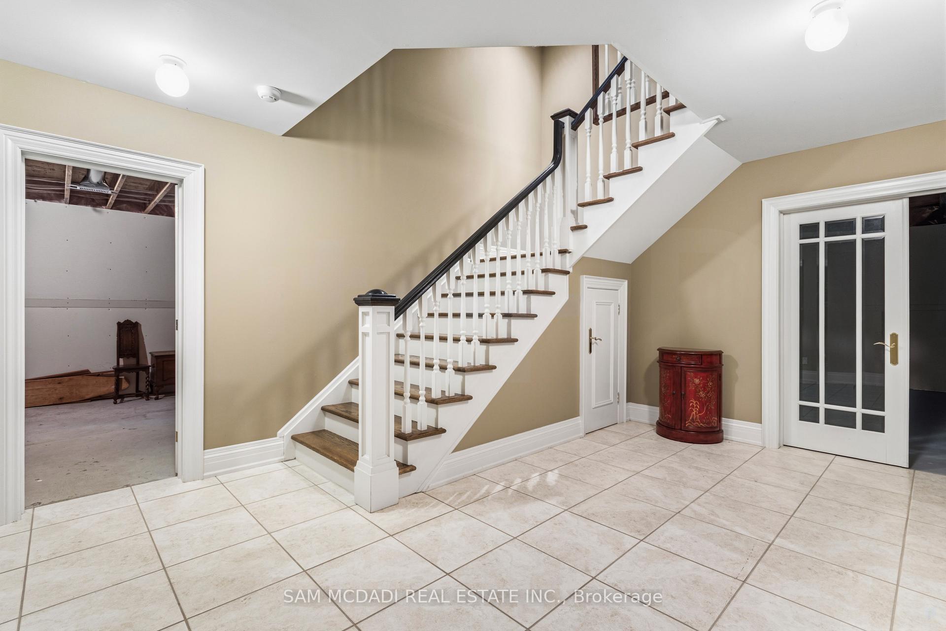 1301 Mississauga Road