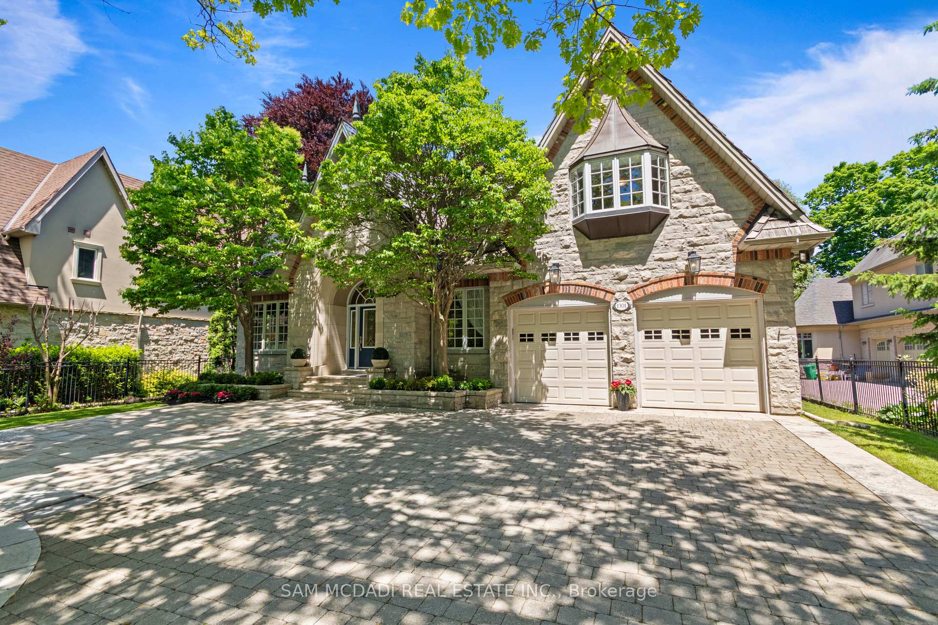 1301 Mississauga Road